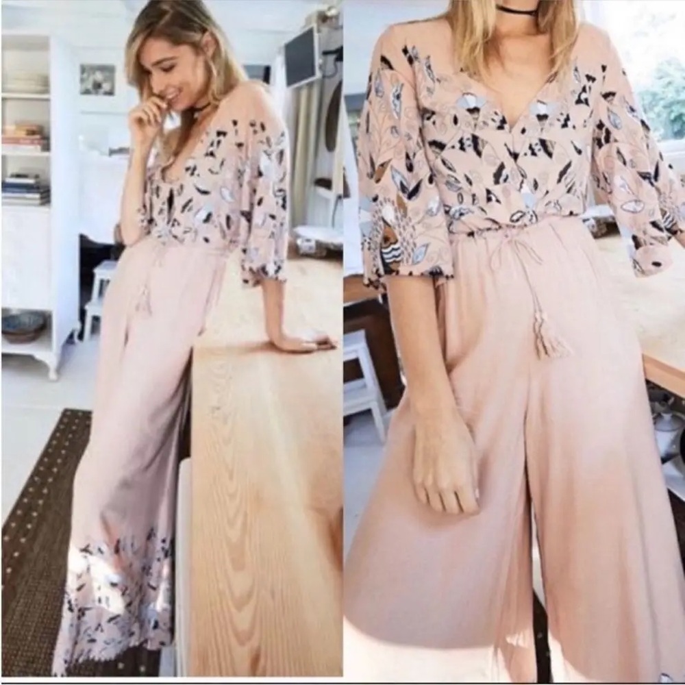 Anthropologie Jaase Floral Dandelion Wide Leg Jumpsuit Peach Blue Size XL Women - Picture 2 of 13